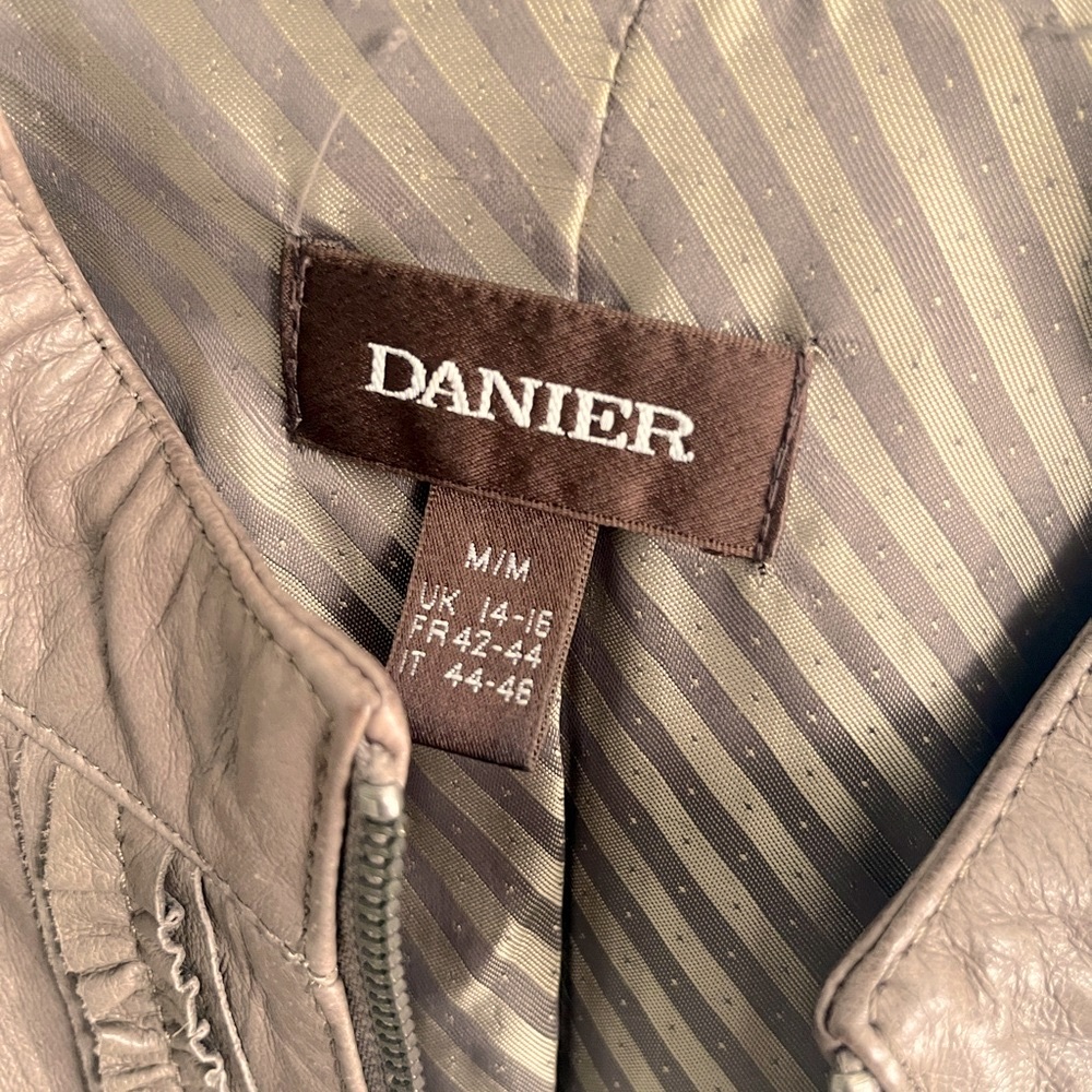 Leather Jacket - Picture 3 of 7
